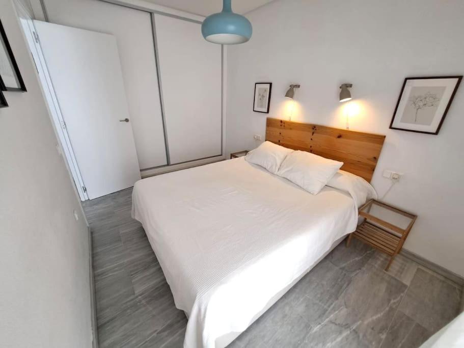 Apartament Enjoy The Historic Center Of Chiclana By C. Dreams Chiclana de la Frontera Zewnętrze zdjęcie
